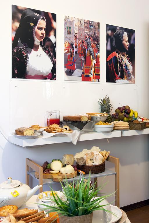La Tuia E Il Tasso Bed & Breakfast Cagliari Exterior photo